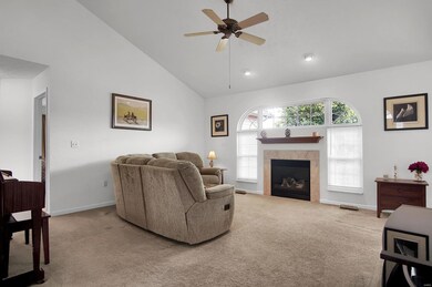 2 Ashworth Ct, Maryville, IL 62062 - photo 3