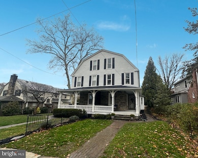 209 Merion Ave, Narberth, PA 19072 - photo 2