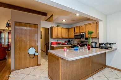 315 Baldwin Ave, Waukegan, IL 60085 - photo 6