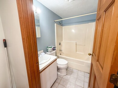 536 Main St unit E, Woburn, MA 01801 - photo 4