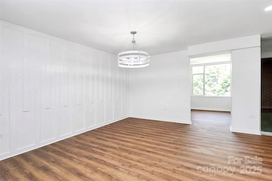 Queens Tower Condominium unit 405, Charlotte, NC 28207 - photo 6