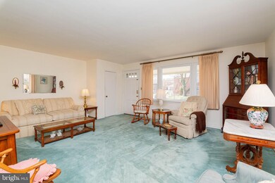 1033 Winsford Rd, Towson, MD 21204 - photo 4