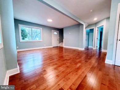 5514 Kennedy St, Riverdale, MD 20737 - photo 4