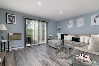 3 Royal Crest Dr unit 10, Randolph, MA 02368 - photo 4