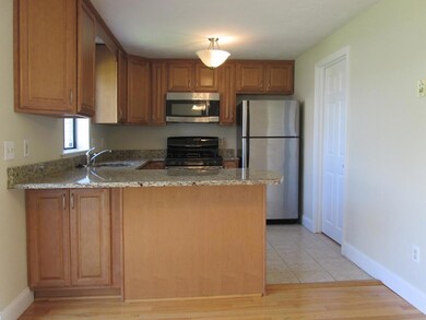 7 Wellington Cir, Merrimack, NH 03054 - photo 3