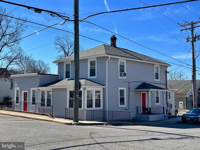 8520 Chestnut Ave unit B, Bowie, MD 20715 - photo 2