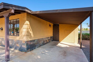 2118 W CACTUS WREN DR