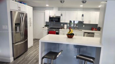 11521 SW 80th Terrace, Miami, FL 33173 - photo 5