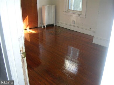 6734 N Sydenham St, Philadelphia, PA 19126 - photo 2