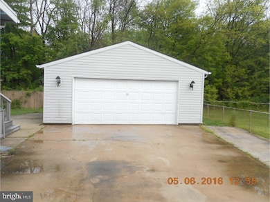 241 Dumont Rd, Wilmington, DE 19804 - photo 2