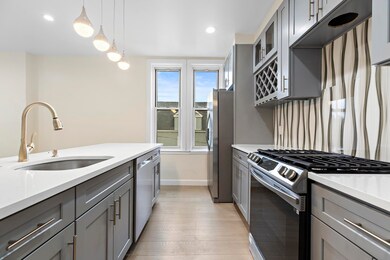 201 Shippen St unit 2, Weehawken, NJ 07086 - photo 3