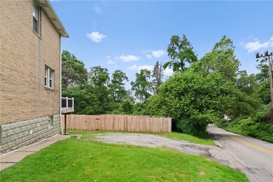 2600 Voelkel Ave, Pittsburgh, PA 15216 - photo 4