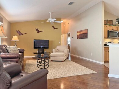 Vaulted, textured ceiling (no popcorn!)