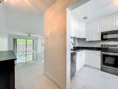 6140 Burnside Cir unit D204, Orlando, FL 32822 - photo 5