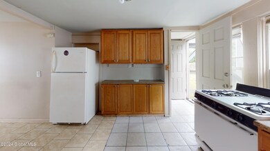 126 Spring St, Albany, NY 12203 - photo 5
