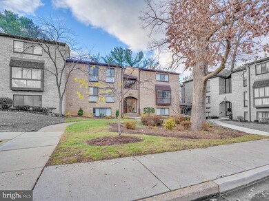 2060 Royal Fern Ct unit 12A, Reston, VA 20191 - photo 3