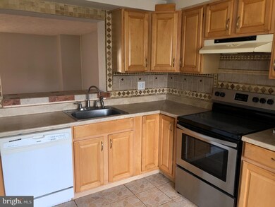 12079 Beltsville Dr, Beltsville, MD 20705 - photo 2