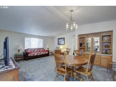 Living Room/Dining Room