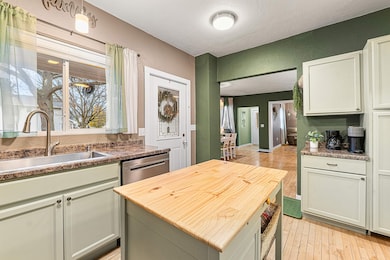 194 N Park Ave, Fond Du Lac, WI 54935 - photo 6