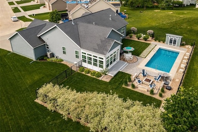 14’ x 32’ IN GROUND HEATED POOL