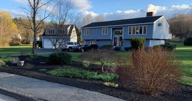 25 Causeway St, Hudson, MA 01749 - photo 2