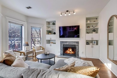 948 W Sheridan Rd unit 2D, Chicago, IL 60613 - photo 3