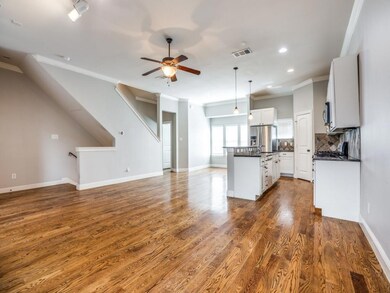 1723 Lewis Ct, Dallas, TX 75206 - photo 3