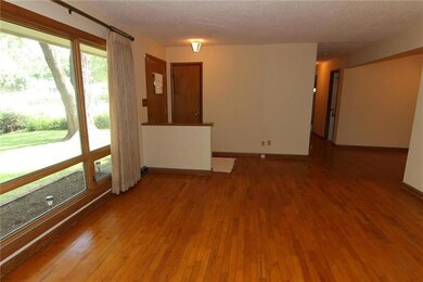 5236 Halsey St, Shawnee, KS 66216 - photo 4