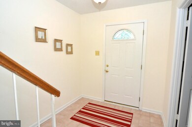 2513 Ambling Cir unit 65, Crofton, MD 21114 - photo 3
