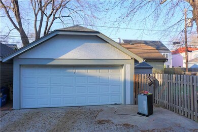 Rare, 2 car garage!