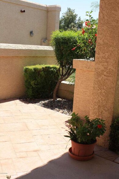 Front Patio 1