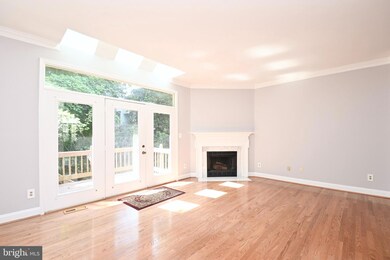 209 Mill Cross Ln, Occoquan, VA 22192 - photo 7