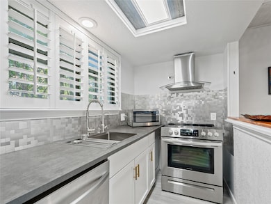 6220 Bentwood Trail unit 205, Dallas, TX 75252 - photo 5