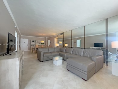 Galt Towers Condominium unit 3T, Fort Lauderdale, FL 33308 - photo 4