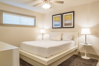 4300 Rosslyn Rd unit 11, Houston, TX 77018 - photo 4