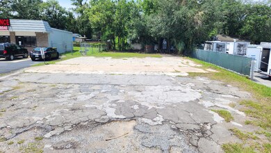 7116 Atlantic Blvd, Jacksonville, FL 32211 - photo 5