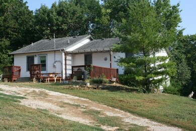 Back entry and large deck