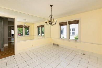 1056 46th St, Des Moines, IA 50311 - photo 7