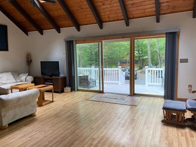 Living Room (5)