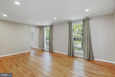 6133 Waiting Spring, Columbia, MD 21045 - photo 4