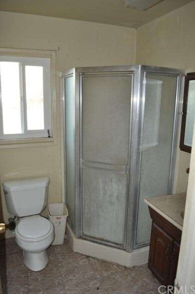 guest 3/4 bathroom