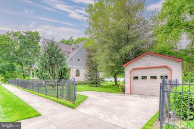 215 Walnut St, Beverly, NJ 08010 - photo 5