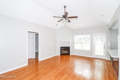 5745 Stone St, Olive Branch, MS 38654 - photo 5