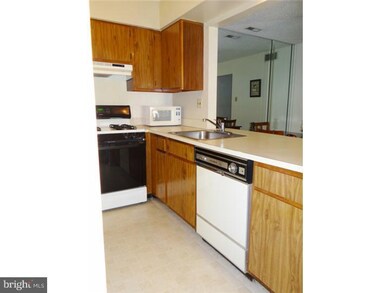 235 Boothby Ct unit 235, Sewell, NJ 08080 - photo 7