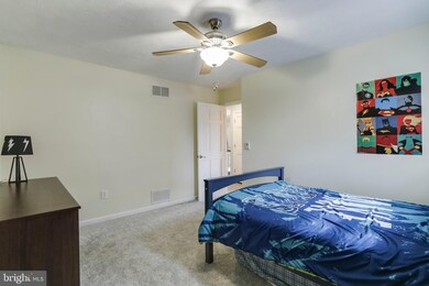 403 W 15th St, Front Royal, VA 22630 - photo 6