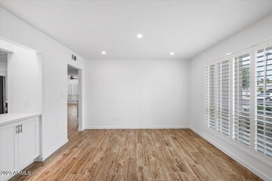 Formal Dining Room (2)