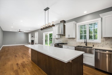 26 Coburn Ave, Nashua, NH 03063 - photo 6