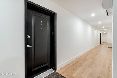 09-Front Door