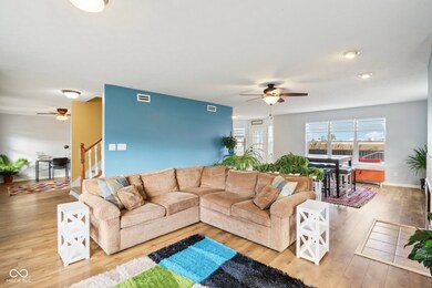 737 West St, Whiteland, IN 46184 - photo 7