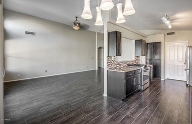 6864 E Lomita Ave Mesa AZ-large-004-9-Gr